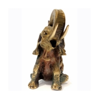 Luimera Oturan Fil Biblo Dk