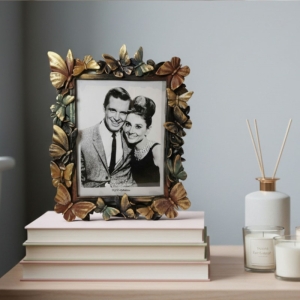 Luimera Kelebek Çerçeve Dk 20X25cm