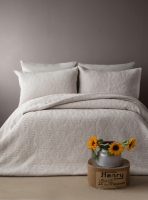 Çift Kişilik Bourbon Bej Yatak Örtüsü Seti