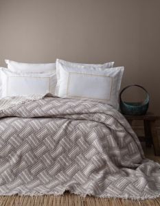 Çift Kişilik Sevilla Bej Yatak Örtüsü